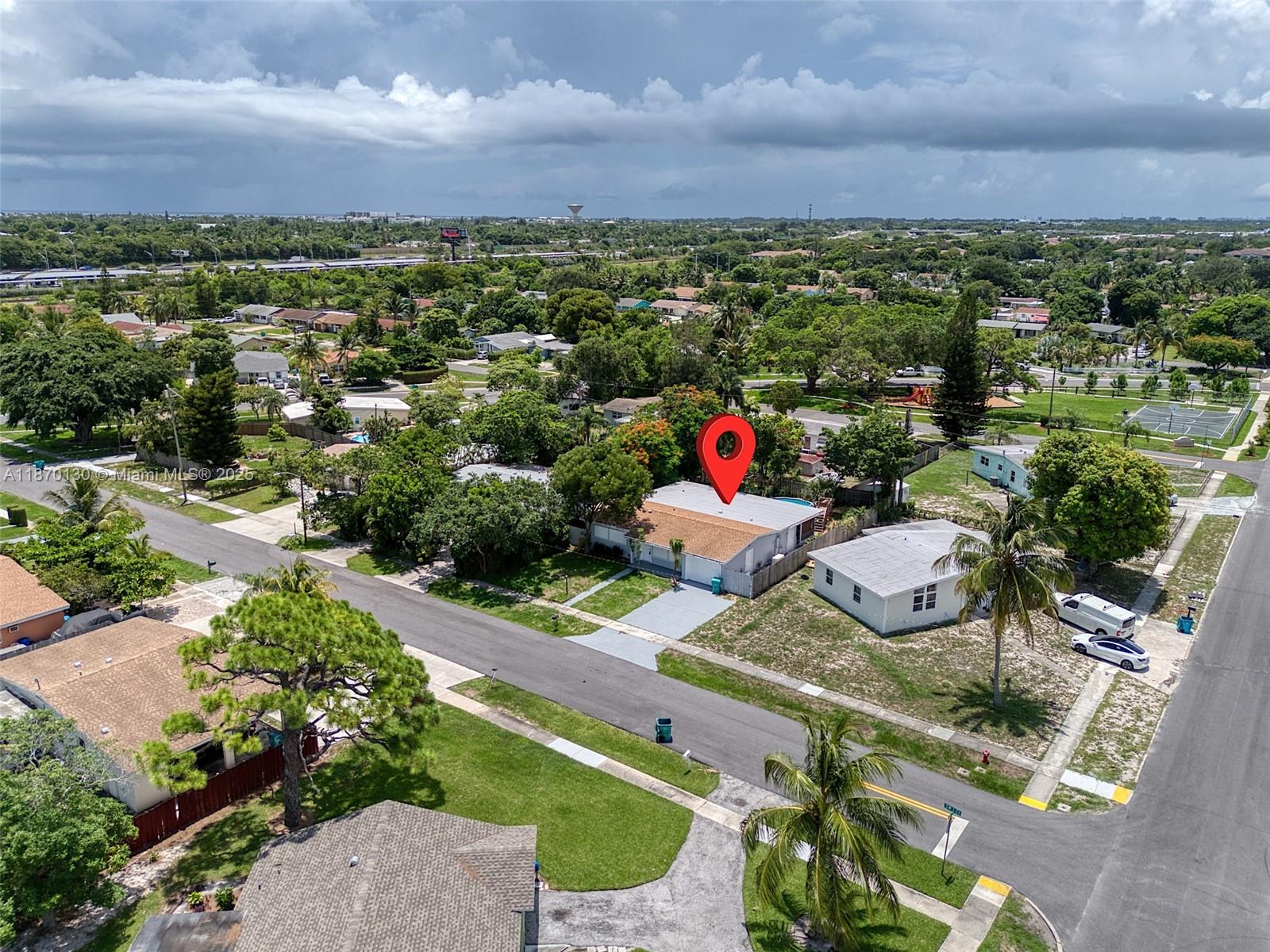 LAKE BOYNTON ESTATES 1 - Residential Lease