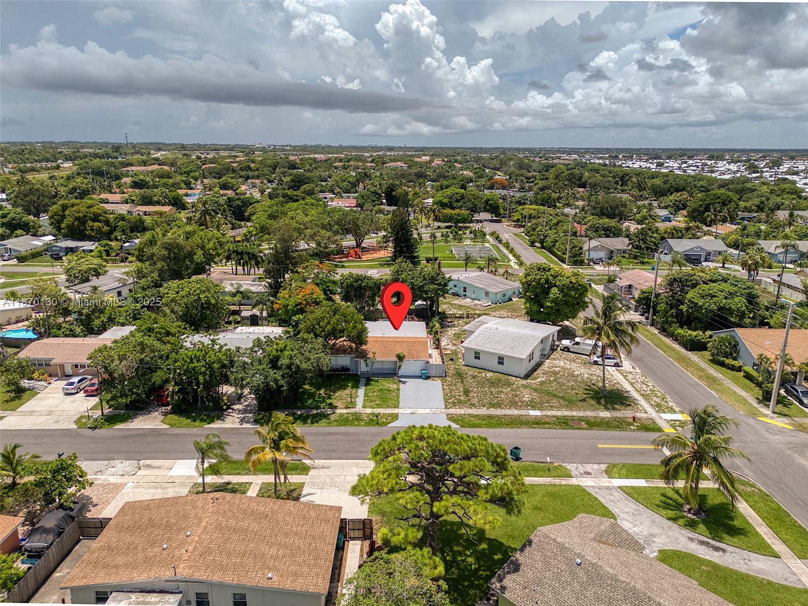 LAKE BOYNTON ESTATES 1 - Residential Lease