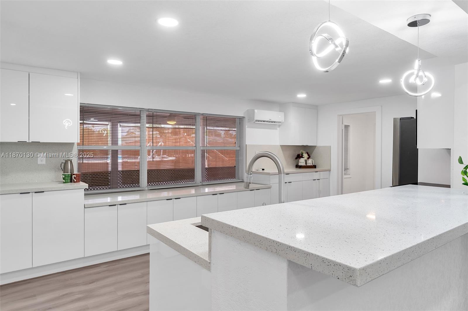 LAKE BOYNTON ESTATES 1 - Residential Lease