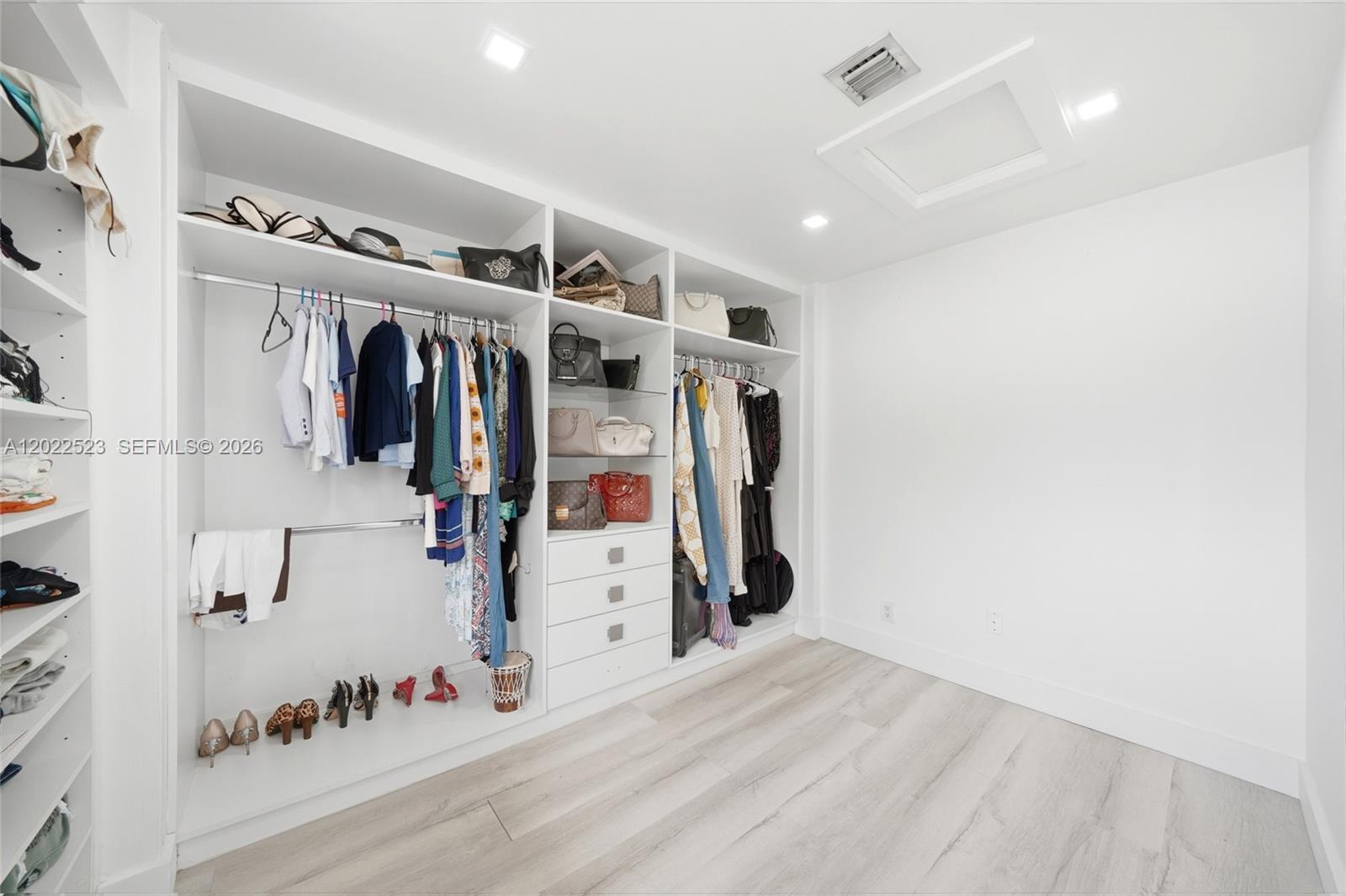 NORTHPOINTE AT THE CALIF - Residential