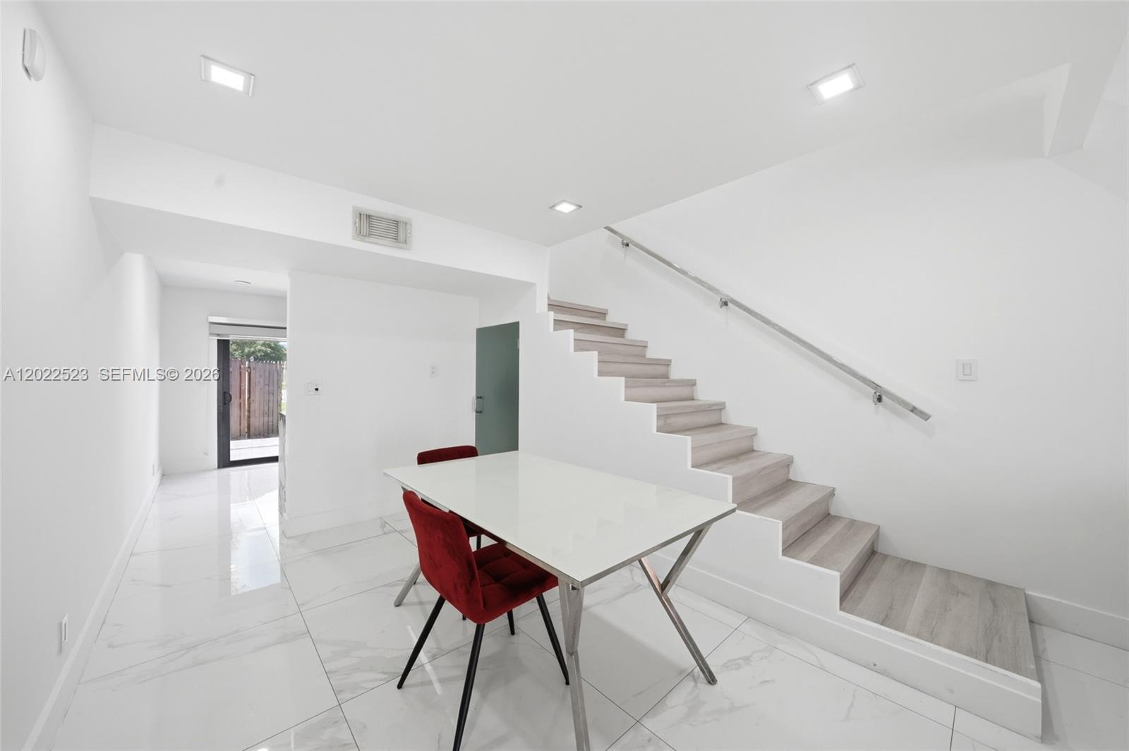 NORTHPOINTE AT THE CALIF - Residential