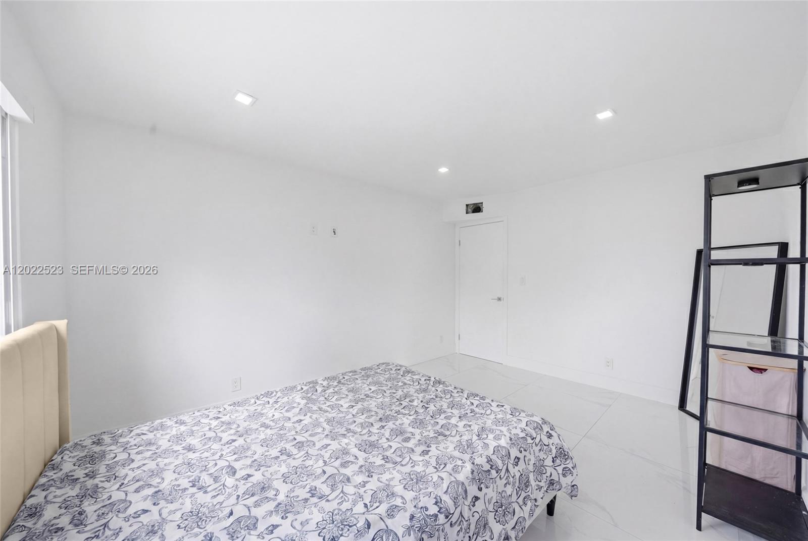 NORTHPOINTE AT THE CALIF - Residential