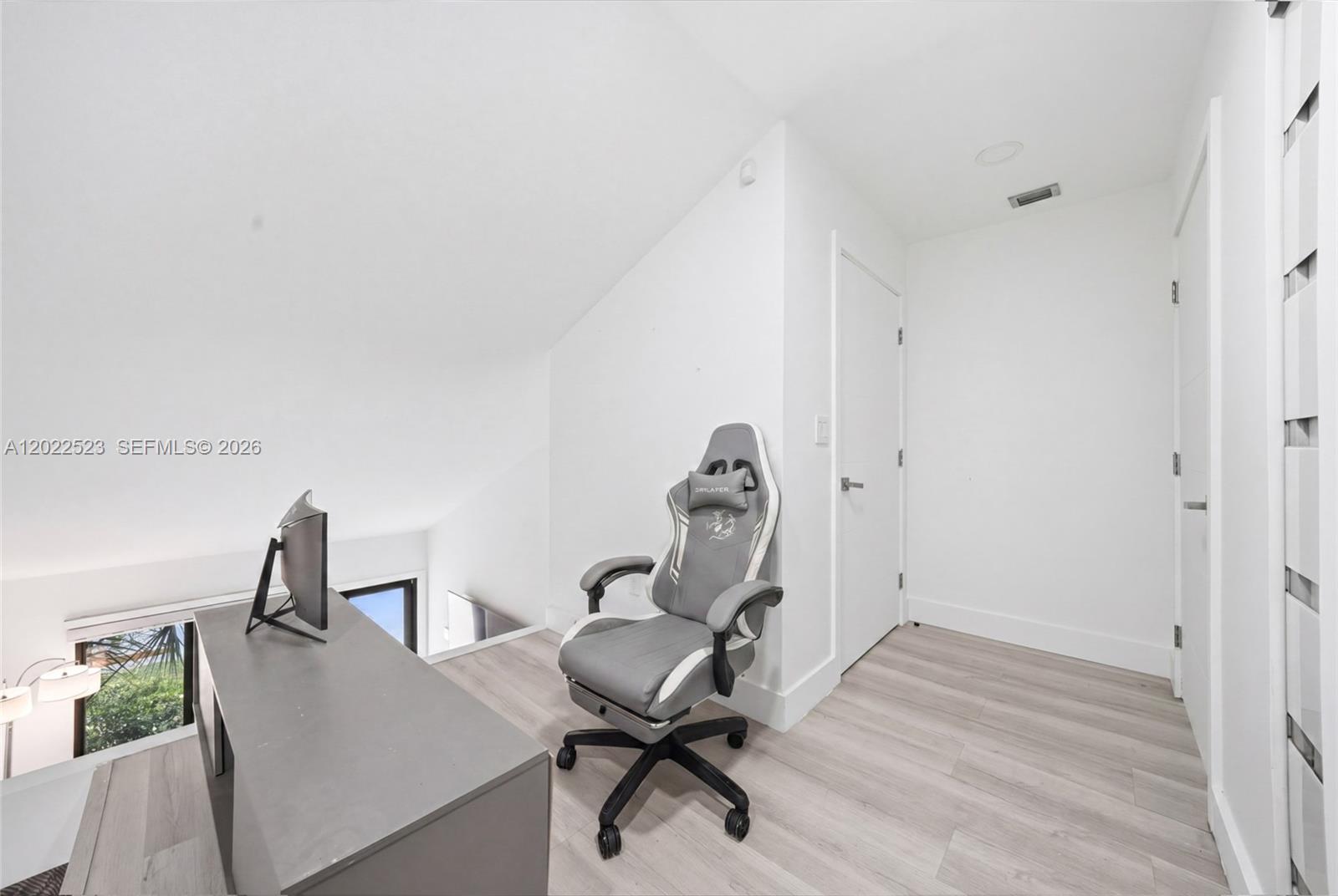 NORTHPOINTE AT THE CALIF - Residential