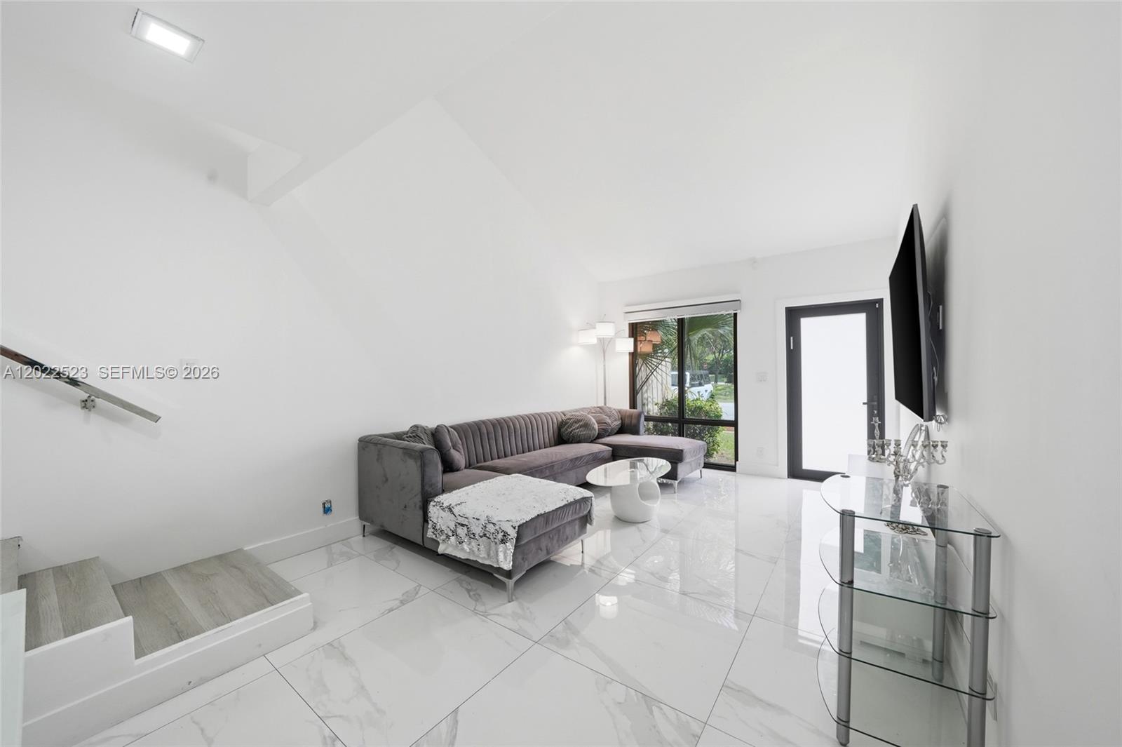 NORTHPOINTE AT THE CALIF - Residential