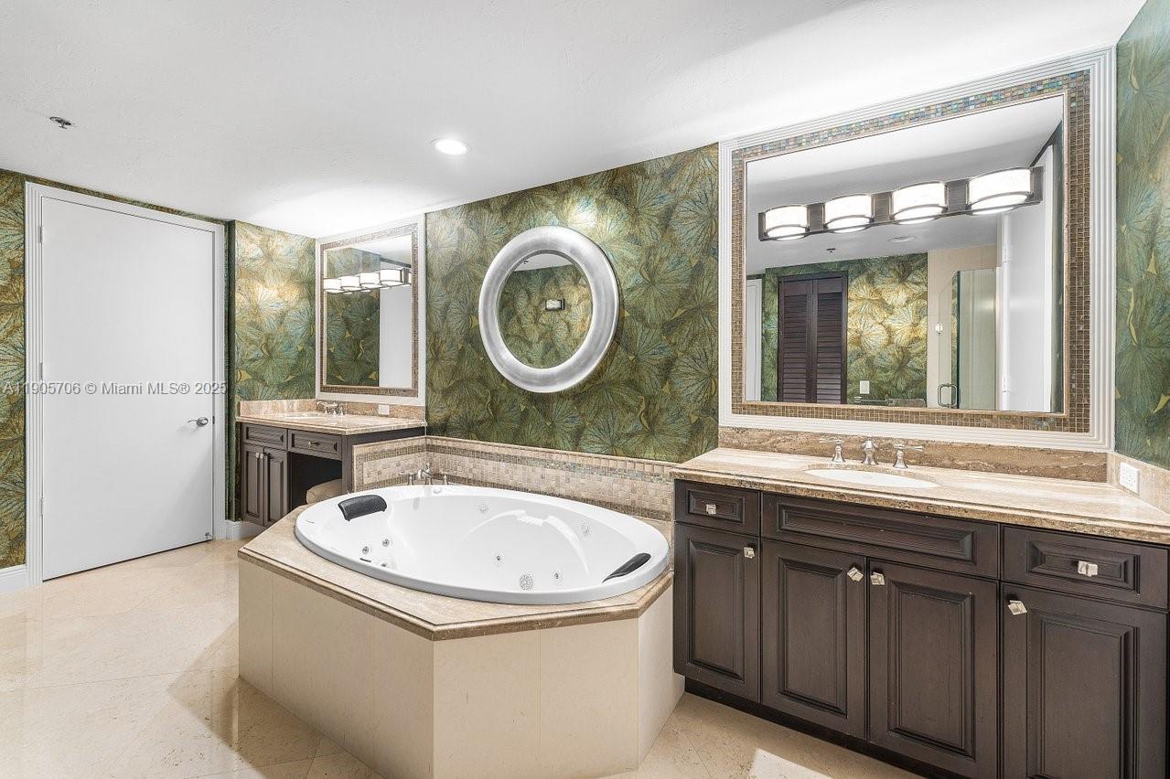 BEACHFRONT AT JUNO BEACH - Residential