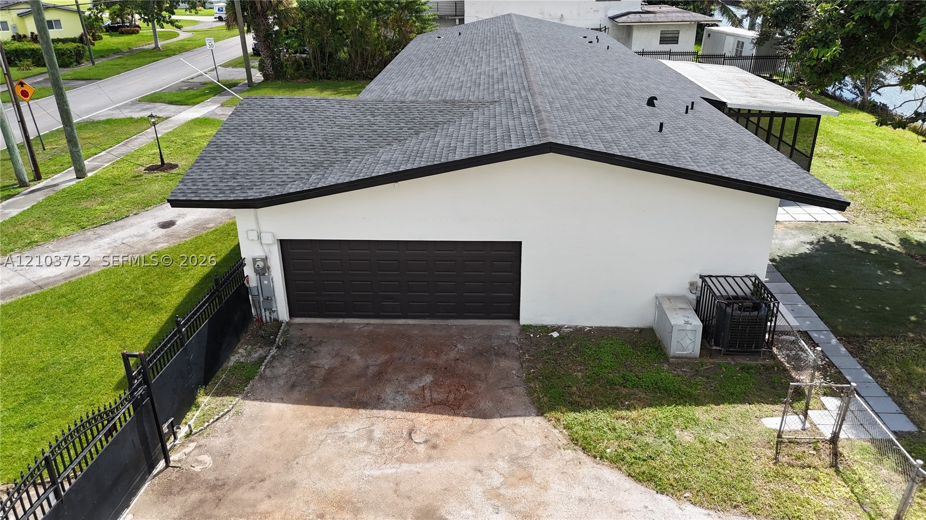 9120 Little River Dr