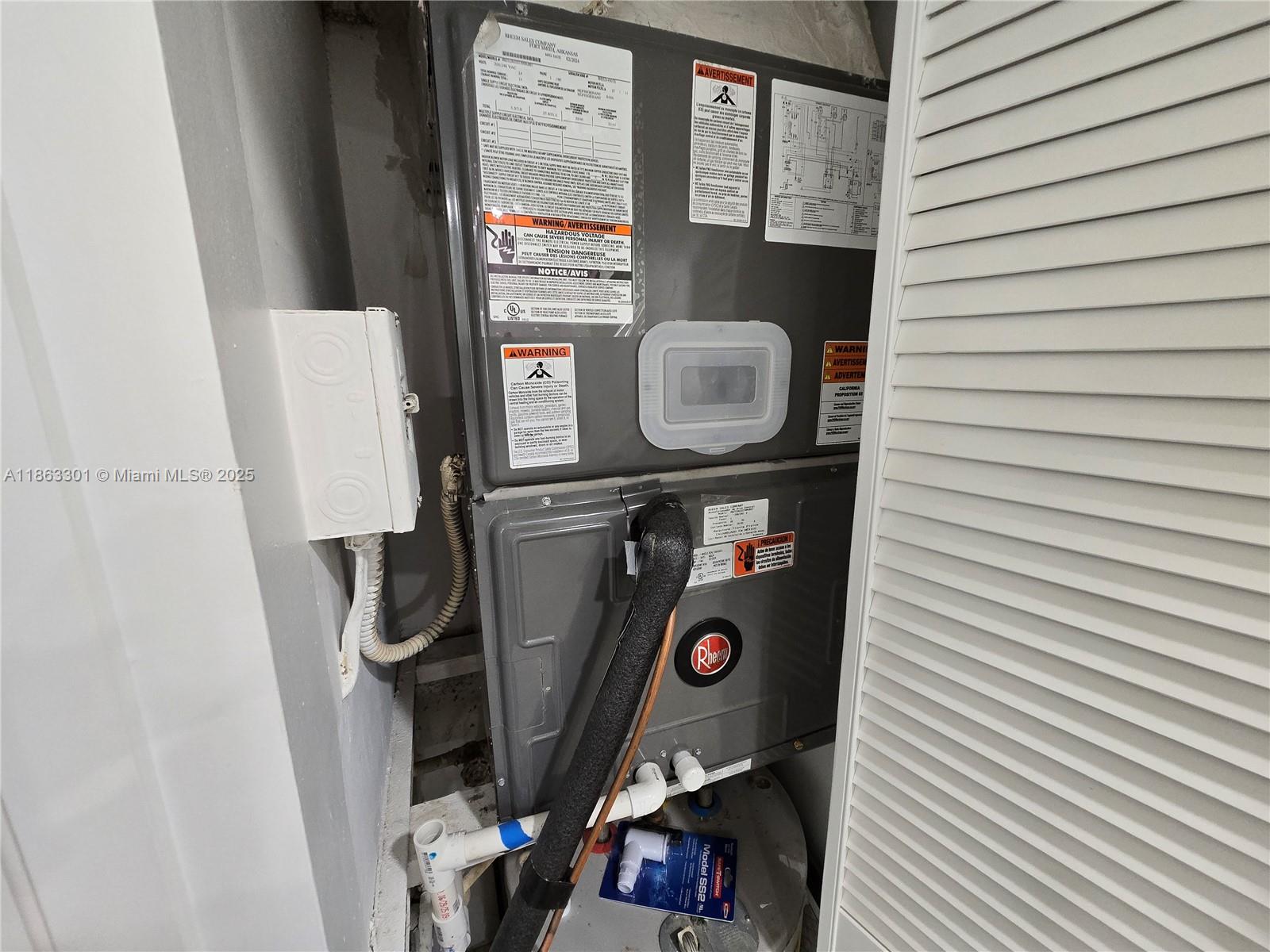 WINDMILL LAKES V CONDO - Residential Lease