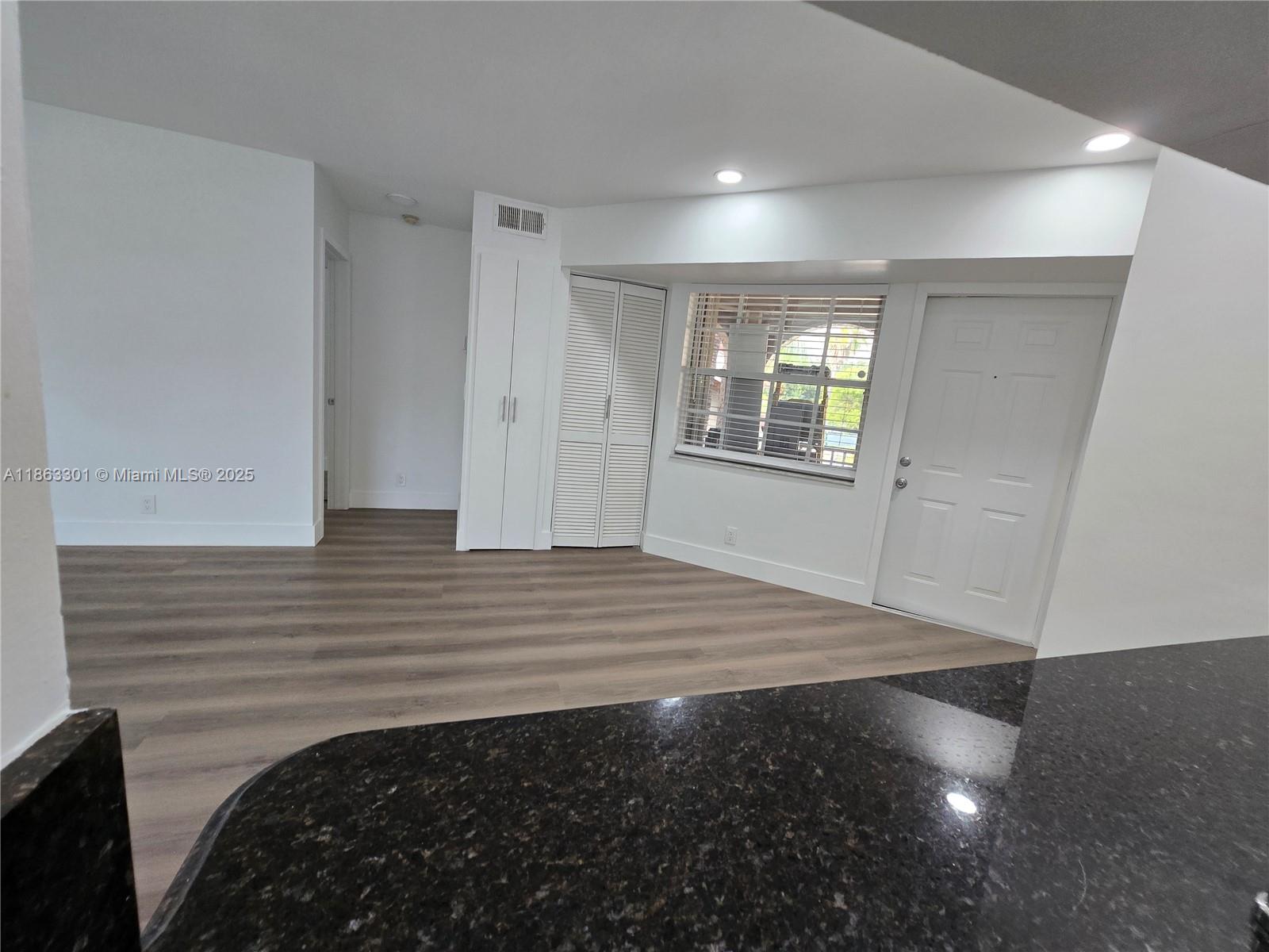 WINDMILL LAKES V CONDO - Residential Lease