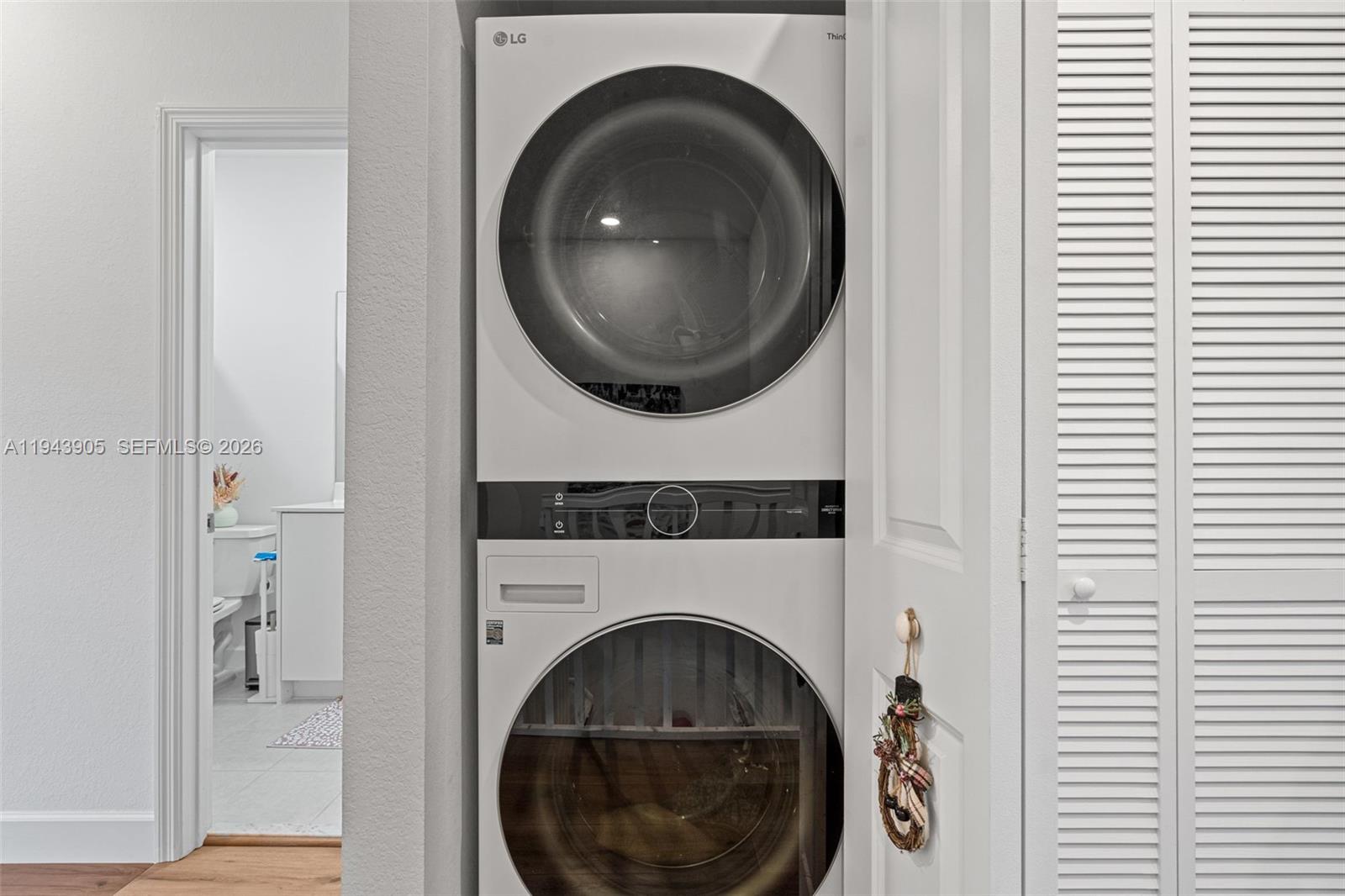 STEIN ASSEMBLAGE - Residential