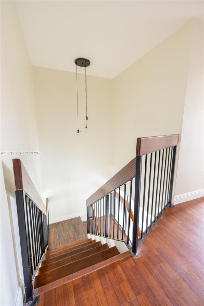 TERRA LAKE VILLAS CONDO - Residential