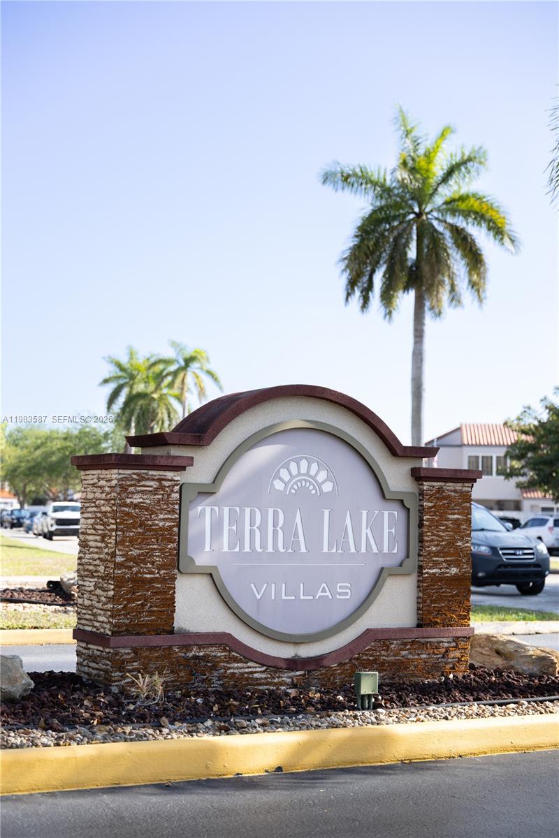 TERRA LAKE VILLAS CONDO - Residential