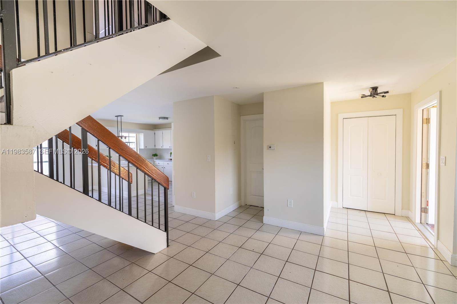 TERRA LAKE VILLAS CONDO - Residential