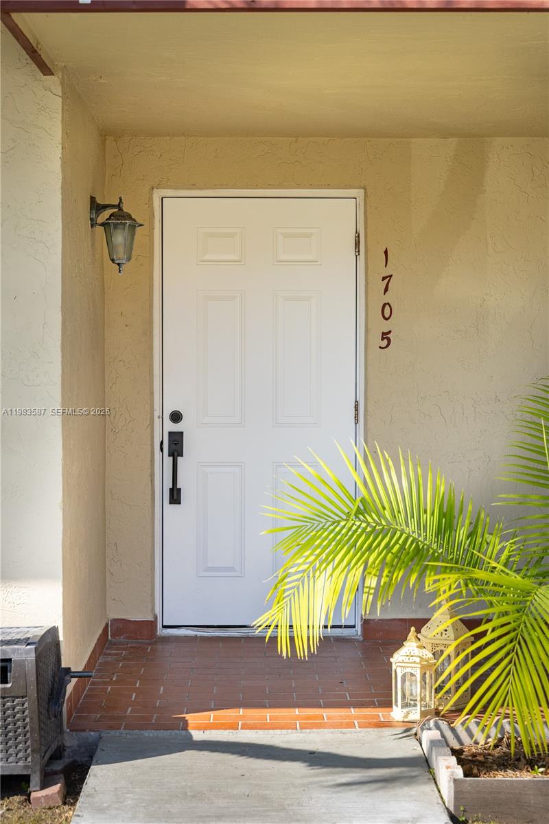 TERRA LAKE VILLAS CONDO - Residential