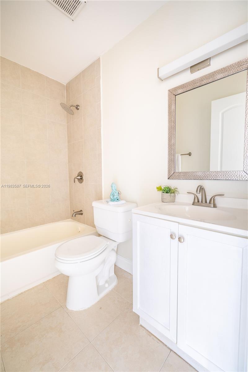 TERRA LAKE VILLAS CONDO - Residential