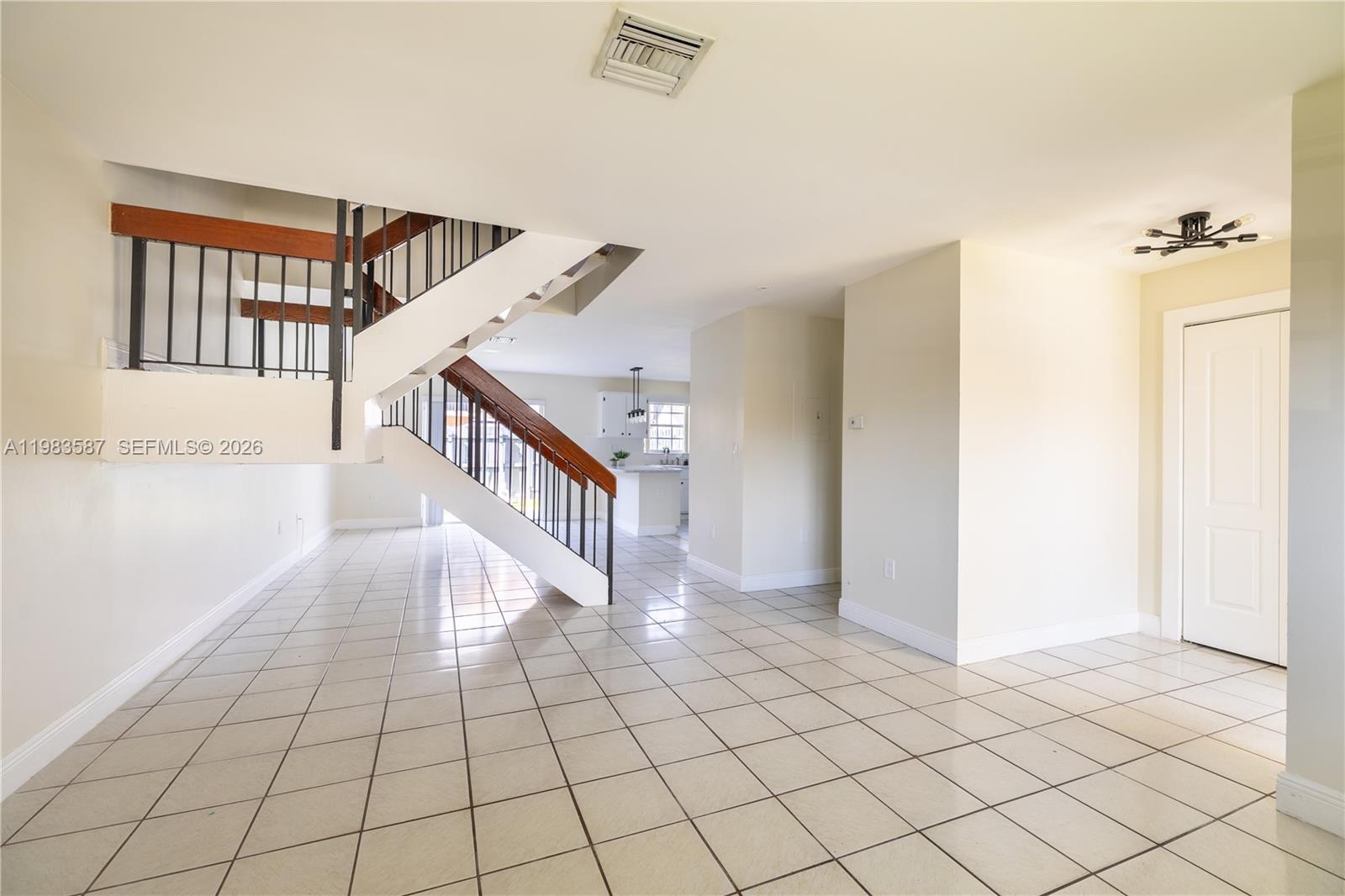 TERRA LAKE VILLAS CONDO - Residential