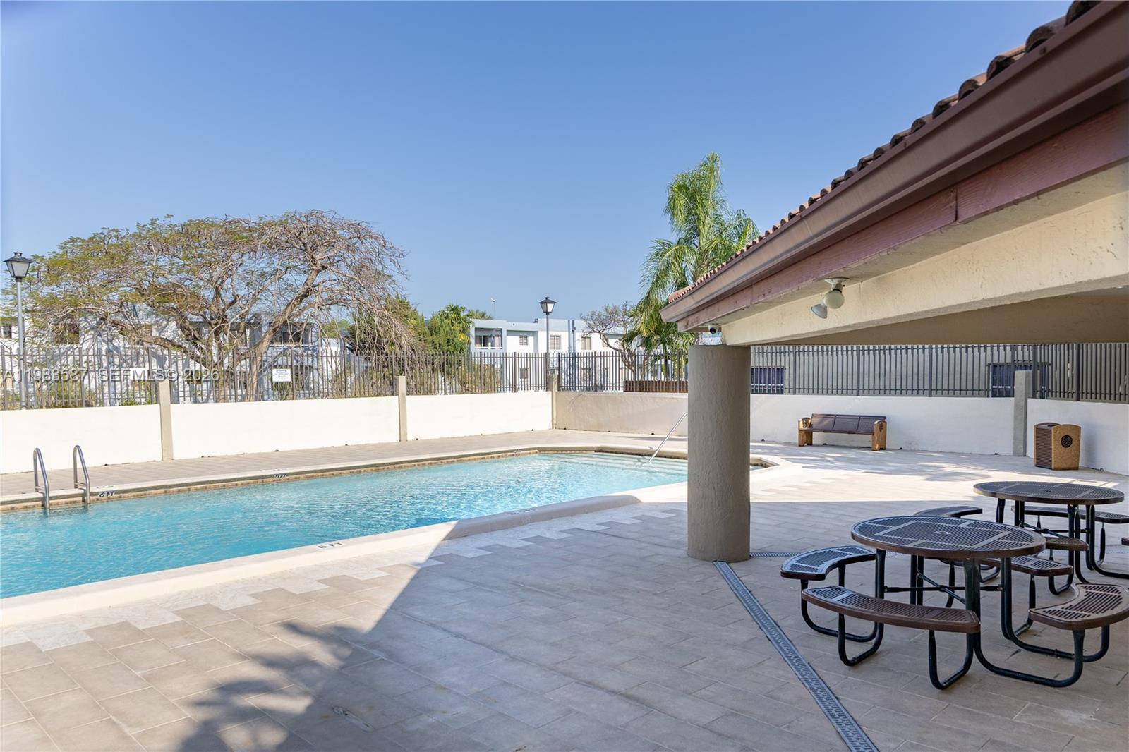 TERRA LAKE VILLAS CONDO - Residential