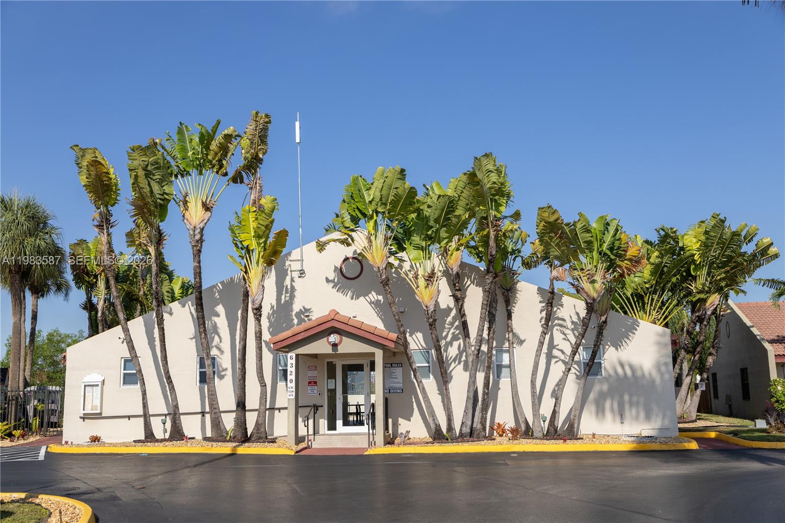 TERRA LAKE VILLAS CONDO - Residential