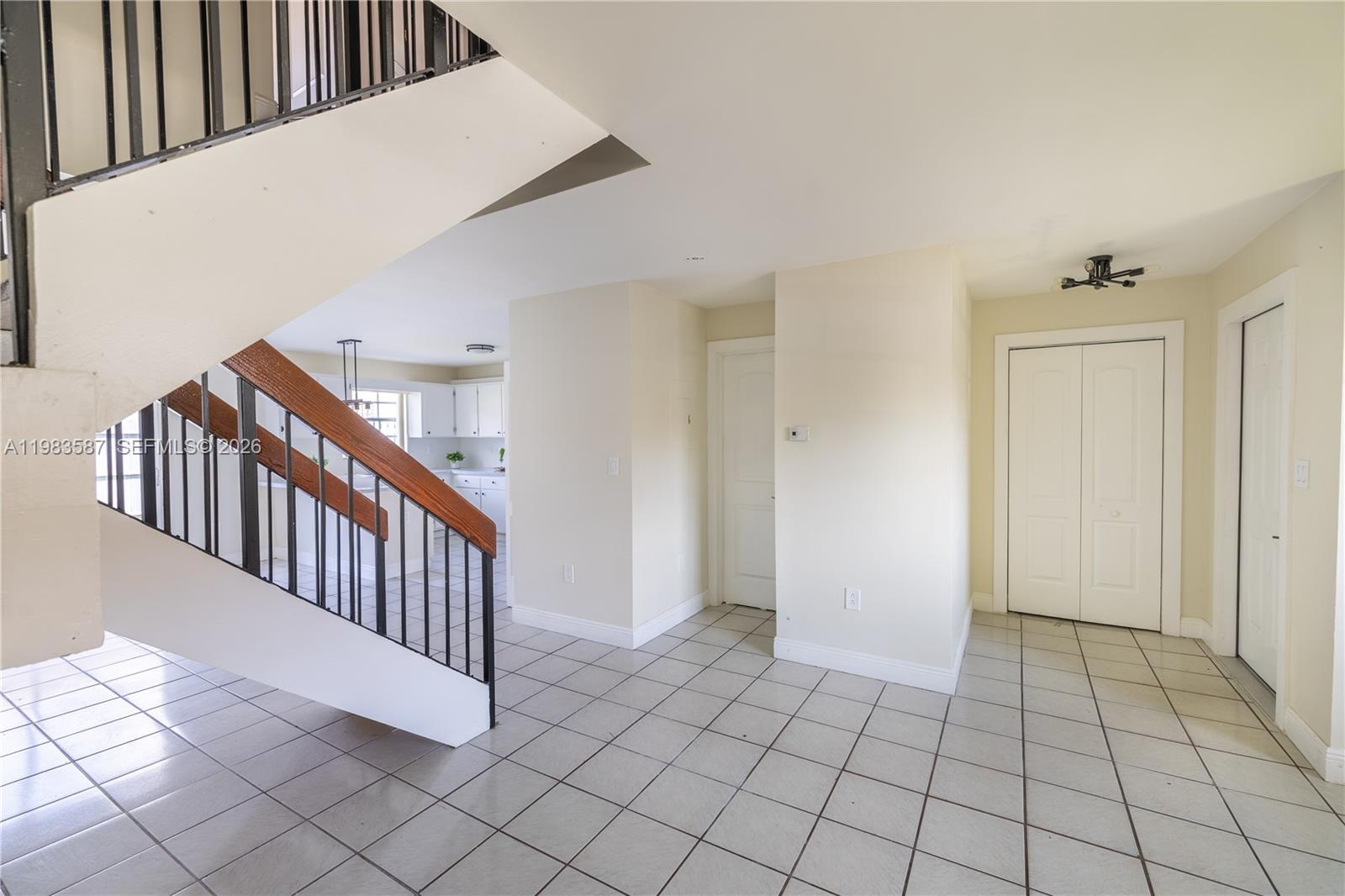 TERRA LAKE VILLAS CONDO - Residential