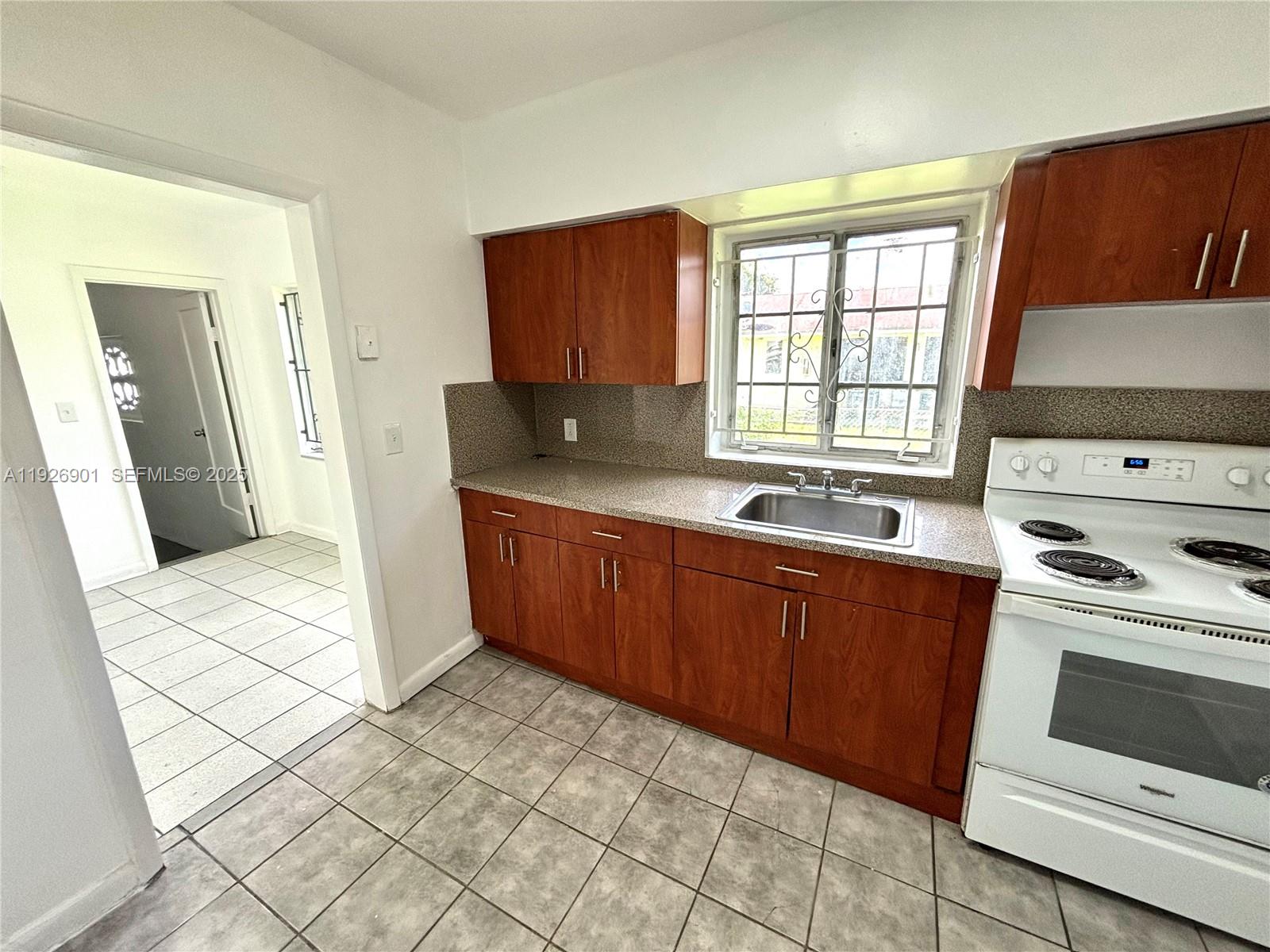 ORANGE RIDGE - Residential Lease