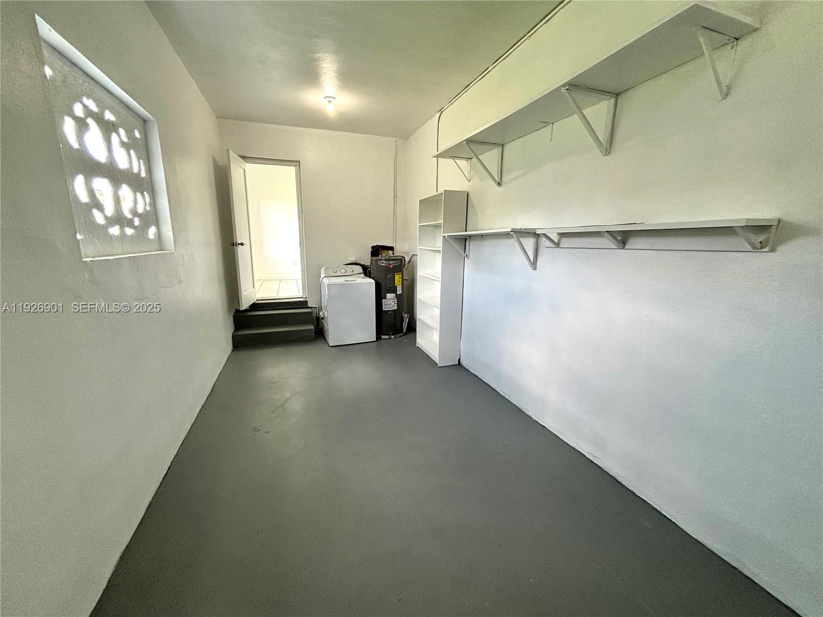 ORANGE RIDGE - Residential Lease