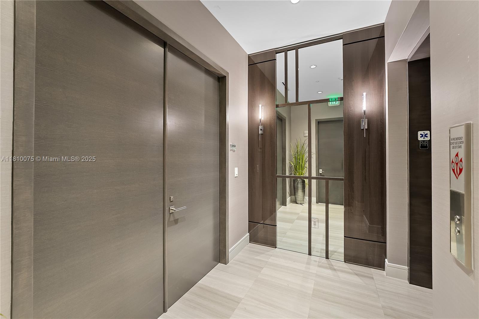ECHO CONDO - Residential
