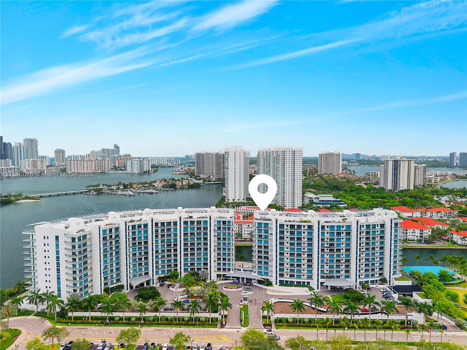 ECHO CONDO - Residential