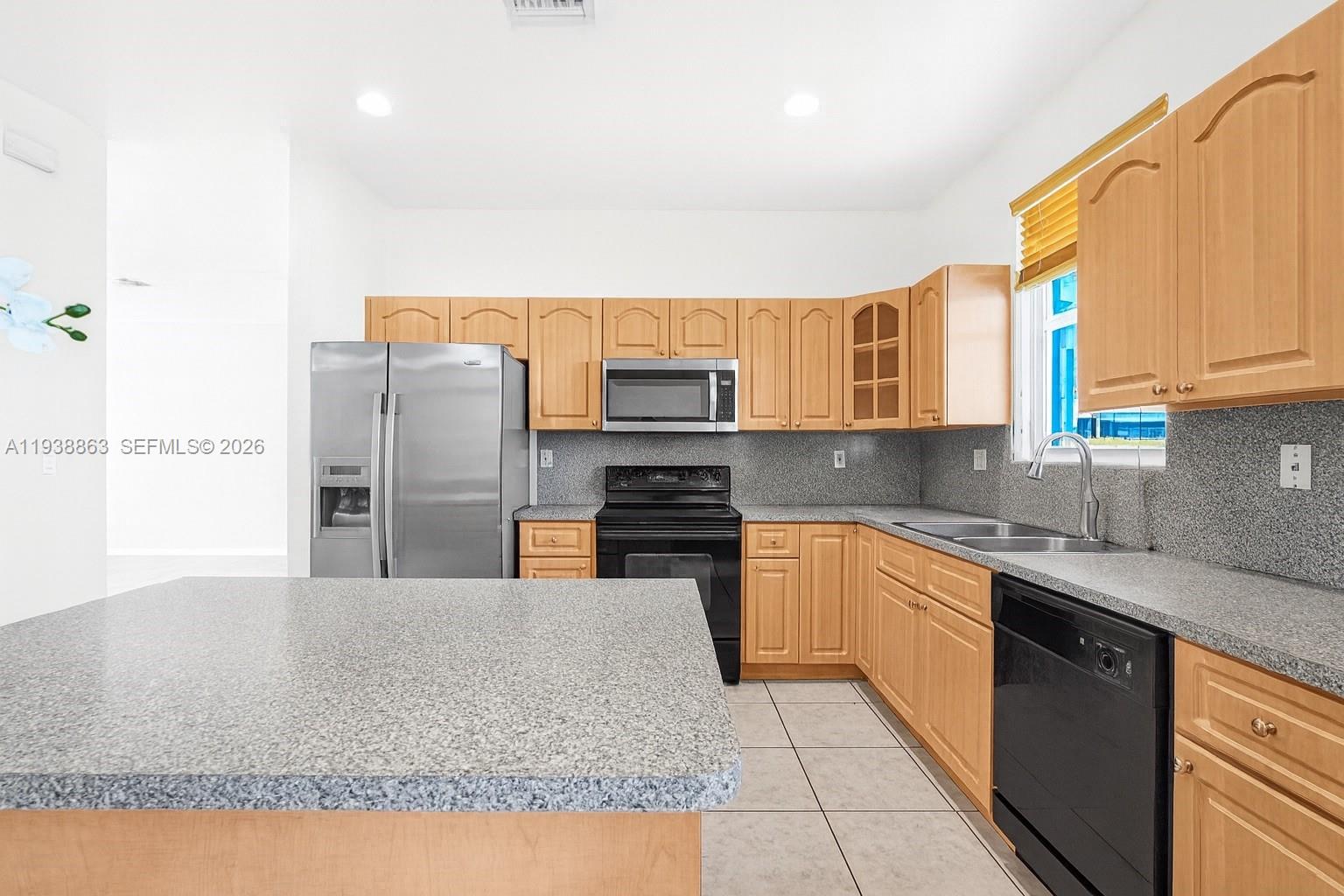 STIRLING PALM ESTATES - Residential