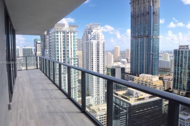 1300 S Miami Ave 3601