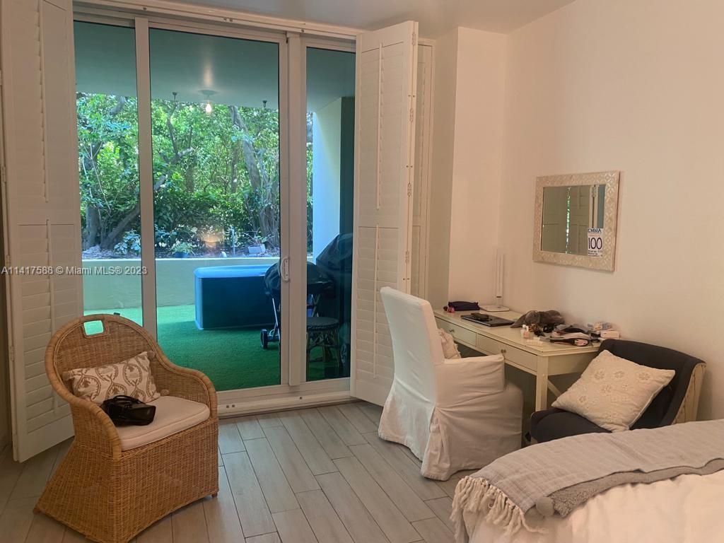 GRAND BAY RESIDENCES COND - Residential