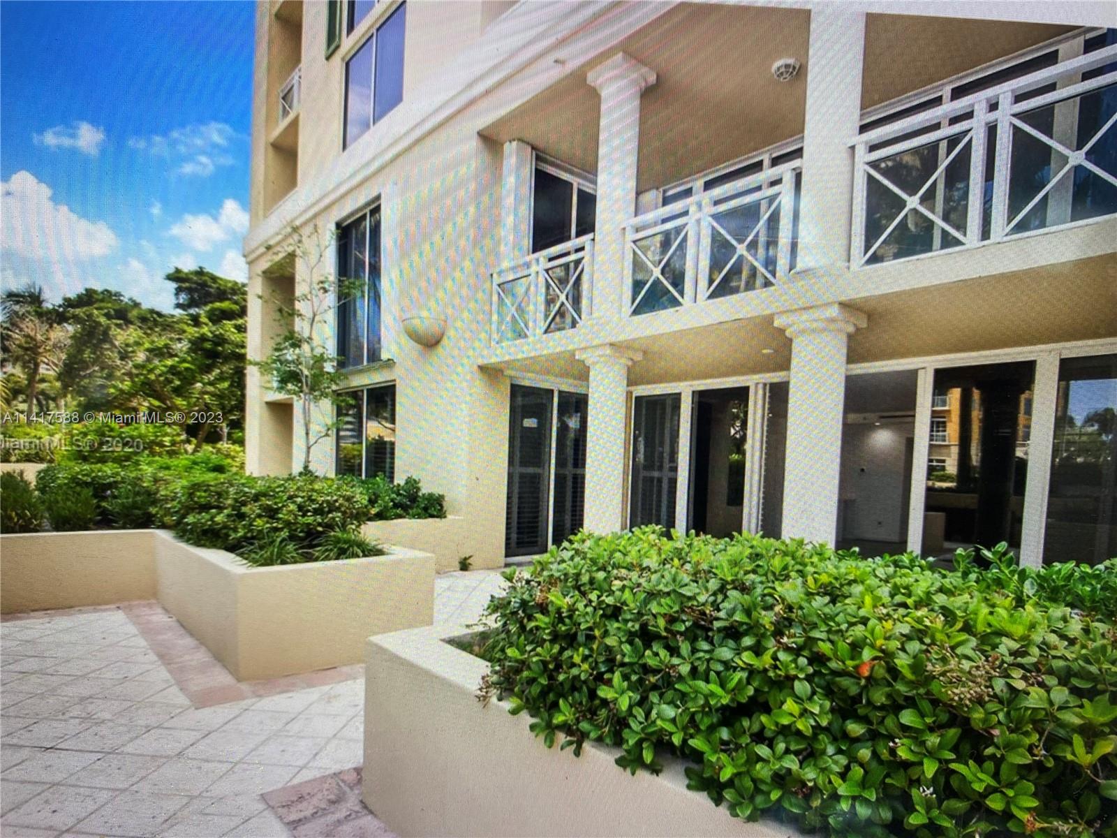 GRAND BAY RESIDENCES COND - Residential