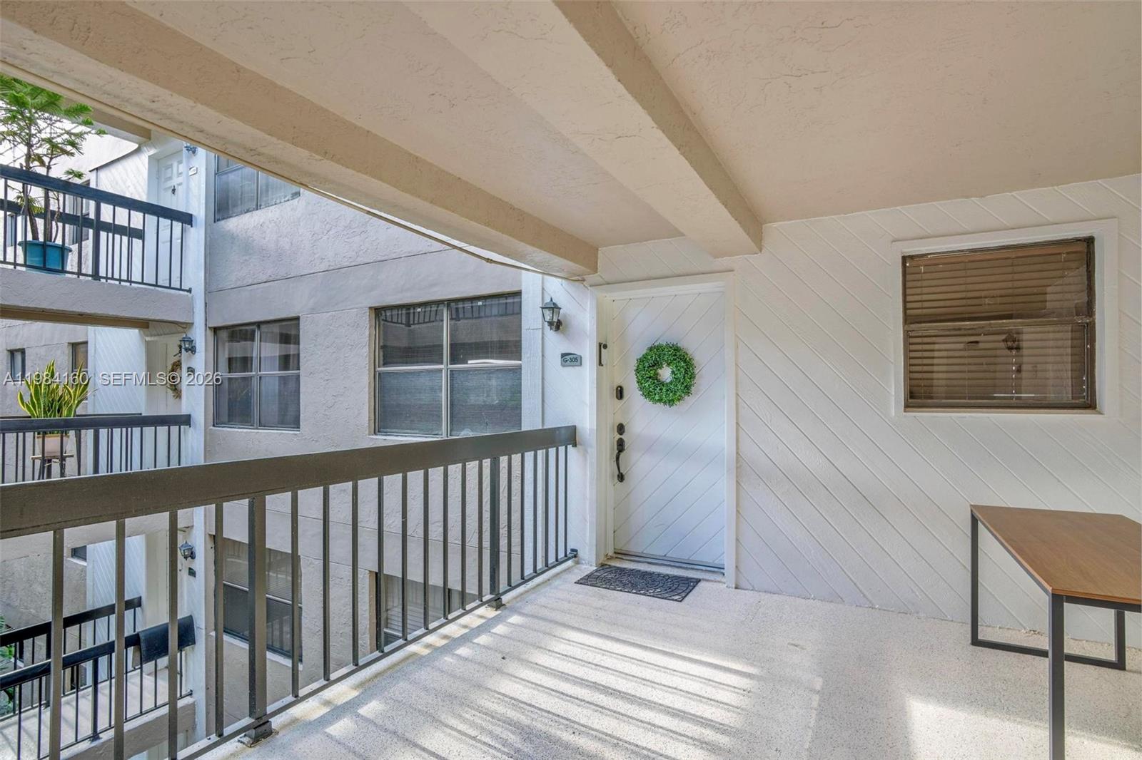 SUMMERTREE VILG CALIF CL - Residential