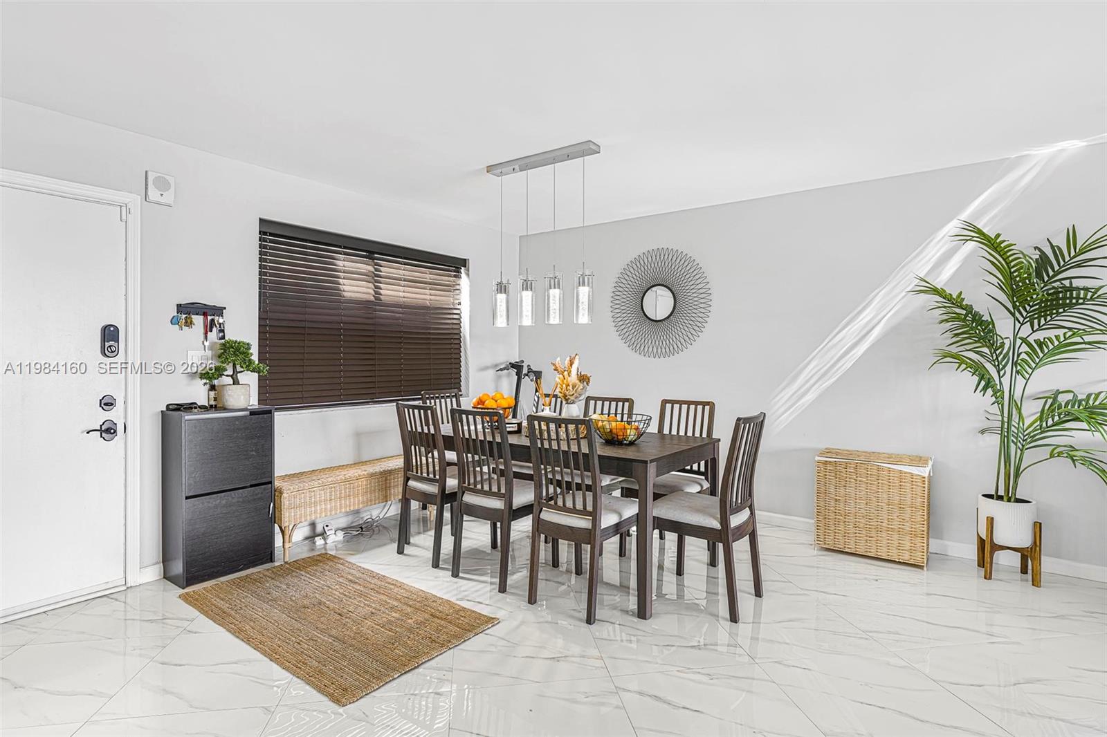 SUMMERTREE VILG CALIF CL - Residential