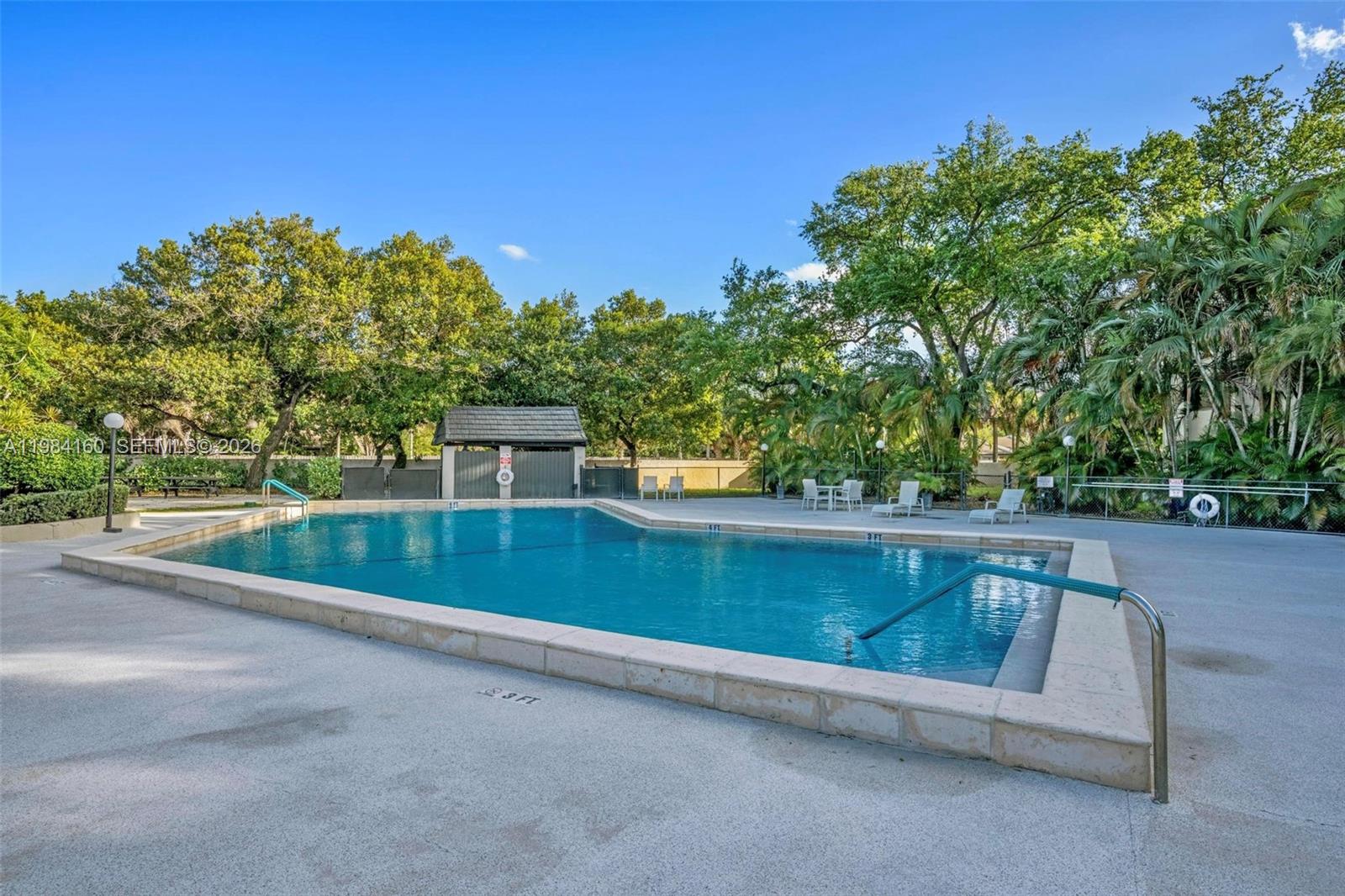 SUMMERTREE VILG CALIF CL - Residential