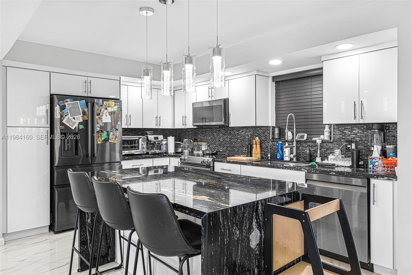 SUMMERTREE VILG CALIF CL - Residential