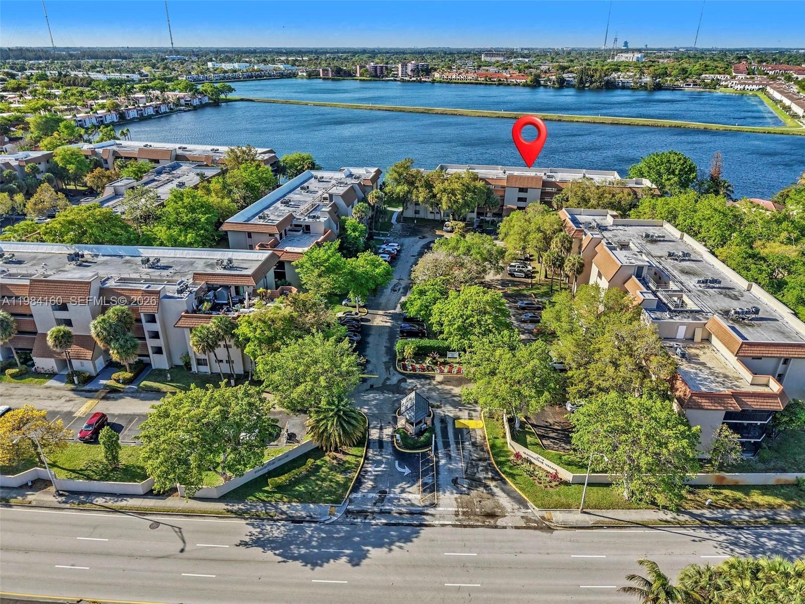 SUMMERTREE VILG CALIF CL - Residential