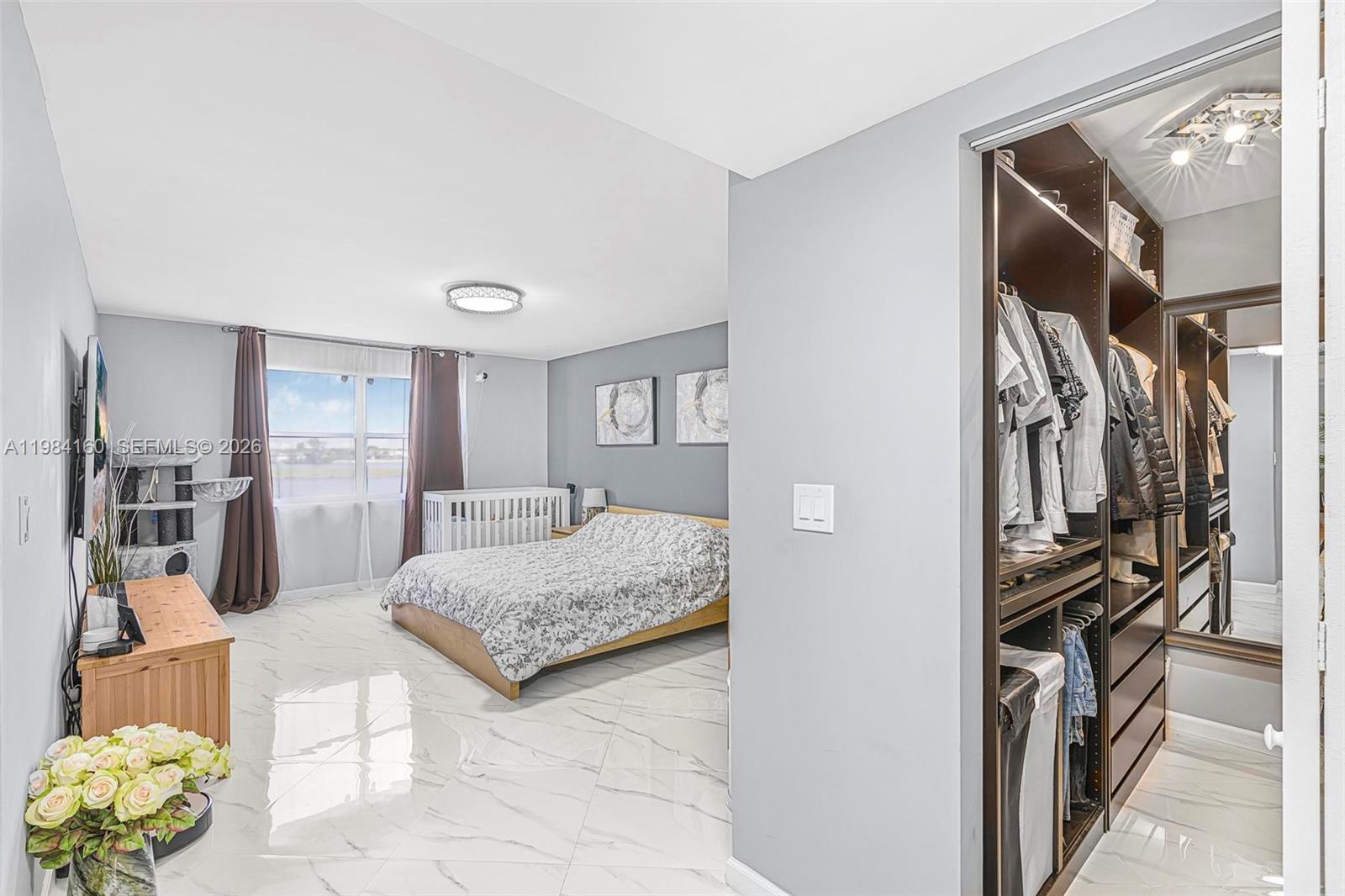 SUMMERTREE VILG CALIF CL - Residential