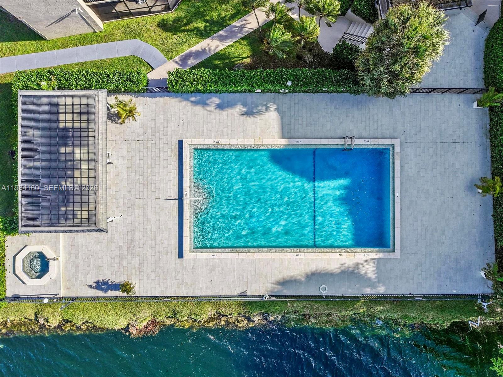 SUMMERTREE VILG CALIF CL - Residential