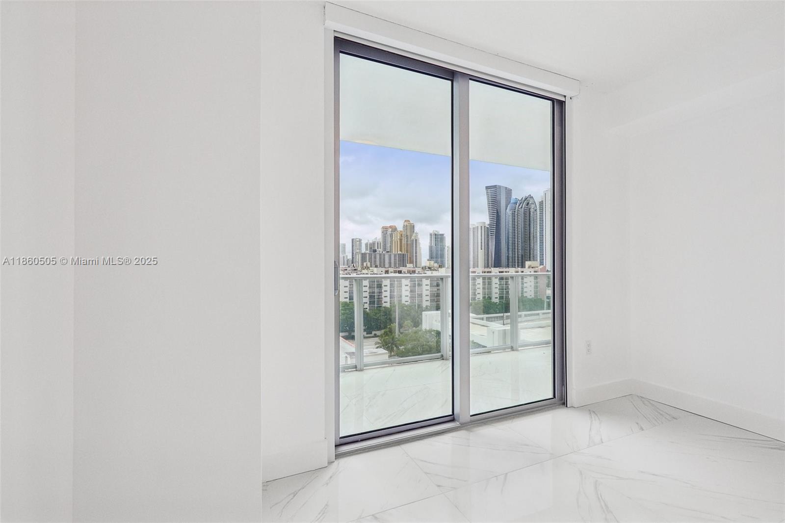 PARQUE TOWERS CONDO - Residential