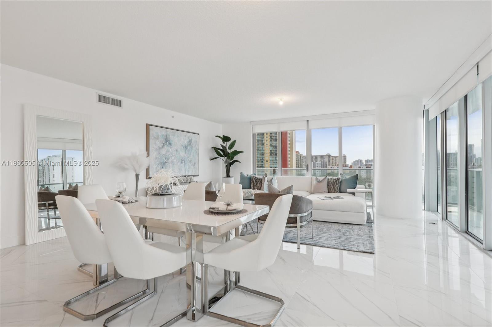 PARQUE TOWERS CONDO - Residential