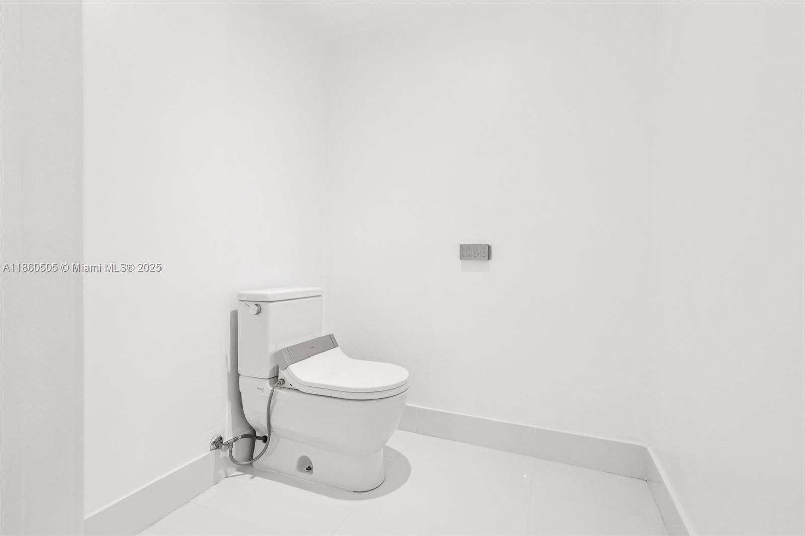 PARQUE TOWERS CONDO - Residential