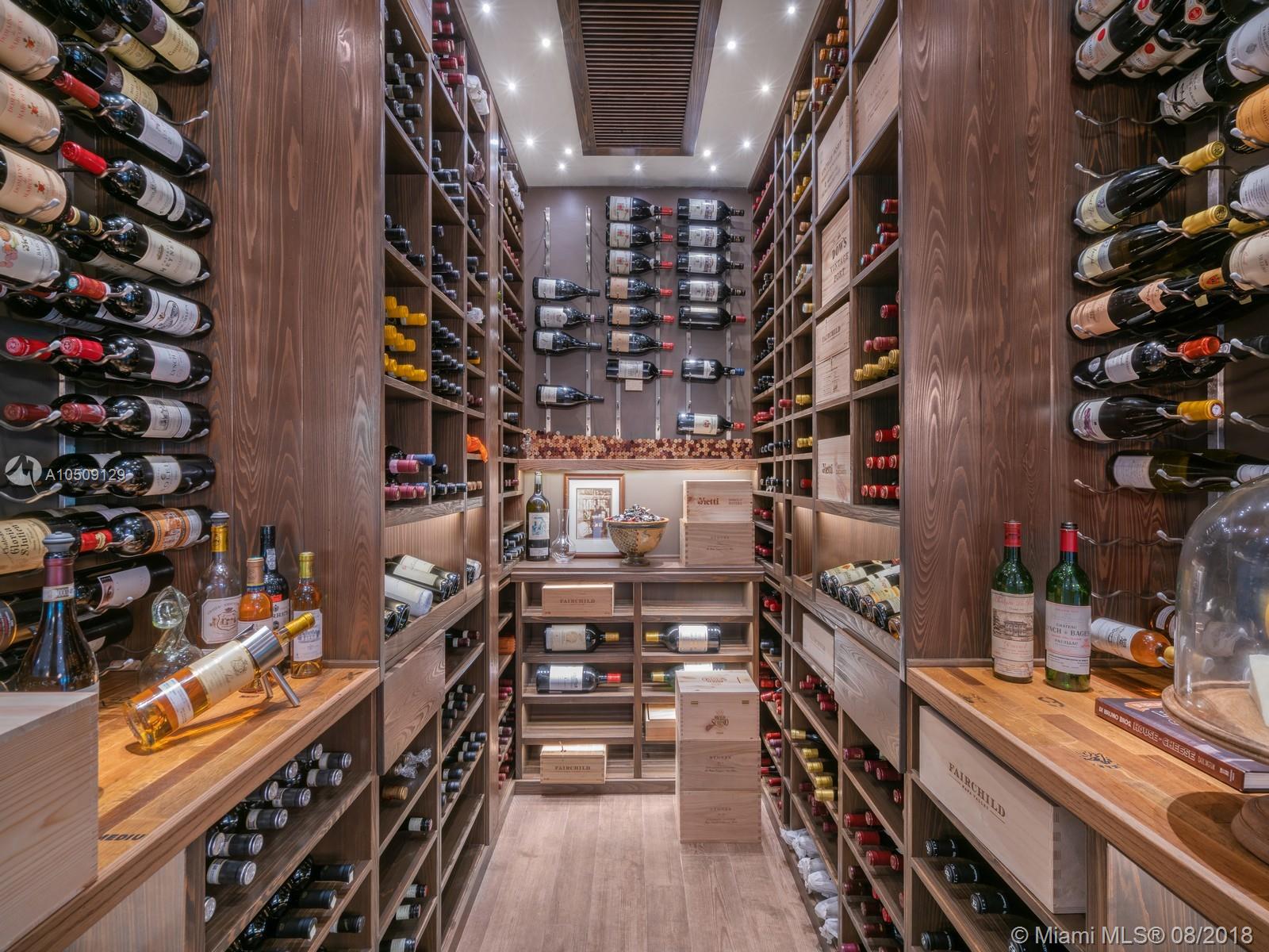 DAVIS TR - Residential