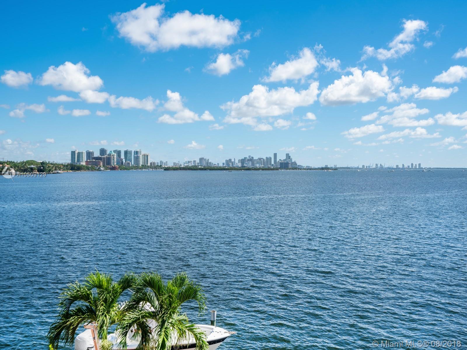 DAVIS TR - Residential