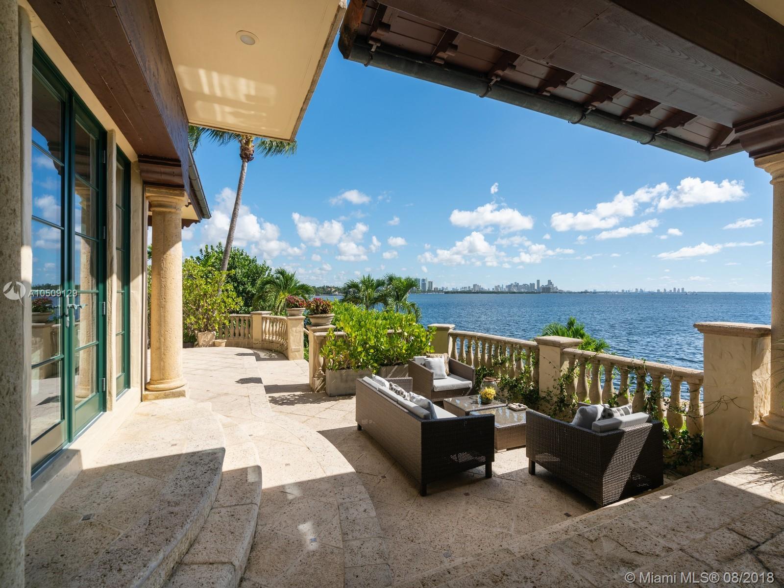 DAVIS TR - Residential