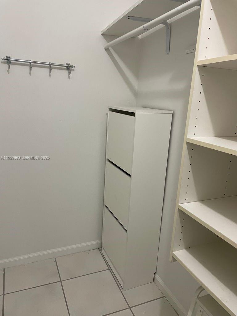 NO 2 PALM-AIRE COUNTRY CL - Residential Lease