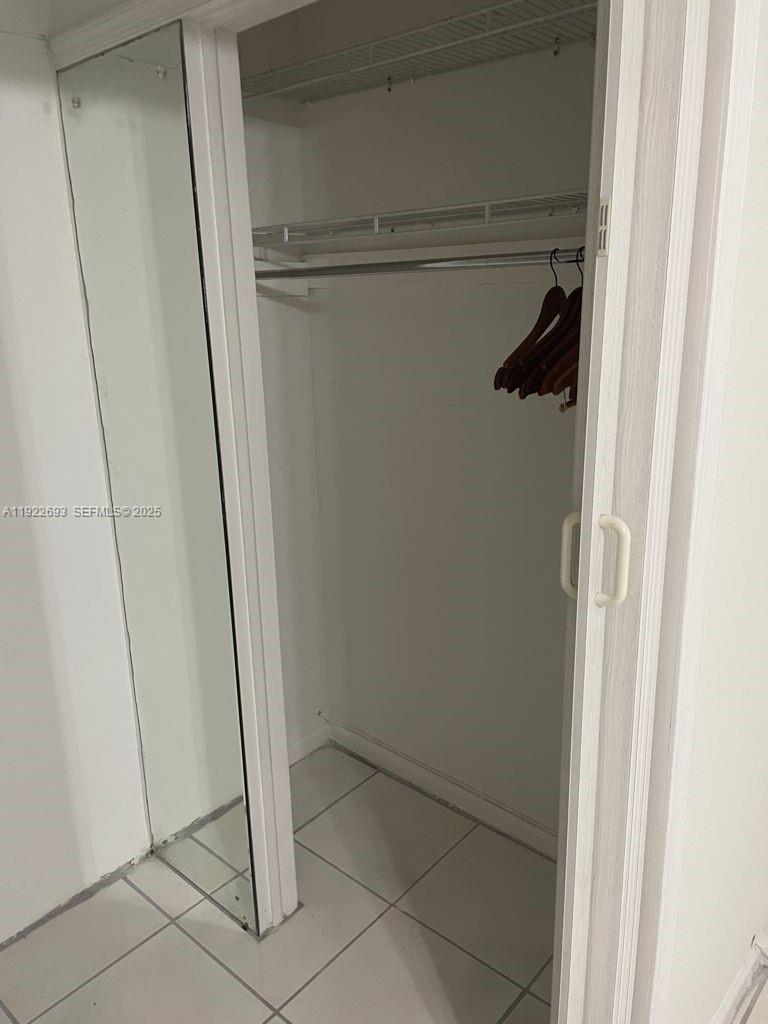 NO 2 PALM-AIRE COUNTRY CL - Residential Lease