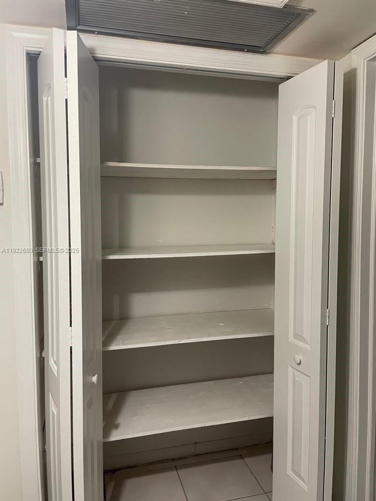 NO 2 PALM-AIRE COUNTRY CL - Residential Lease