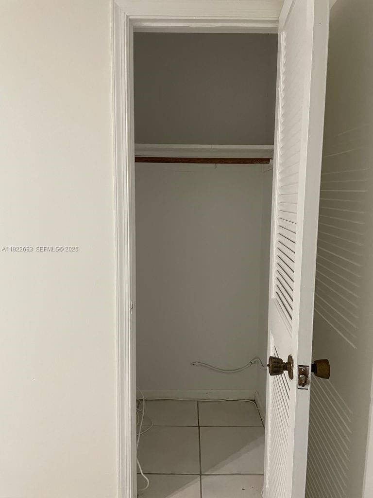 NO 2 PALM-AIRE COUNTRY CL - Residential Lease