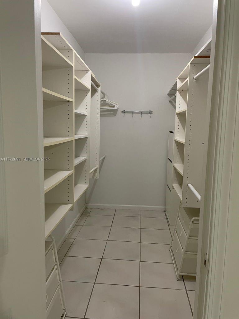 NO 2 PALM-AIRE COUNTRY CL - Residential Lease