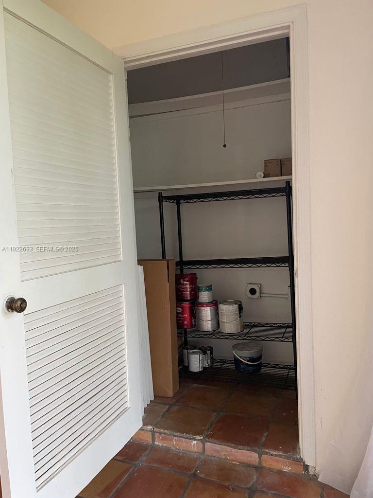 NO 2 PALM-AIRE COUNTRY CL - Residential Lease