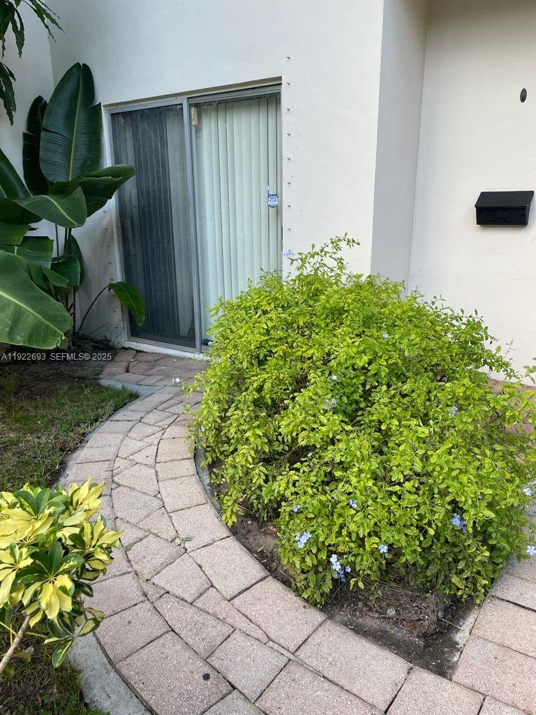 NO 2 PALM-AIRE COUNTRY CL - Residential Lease